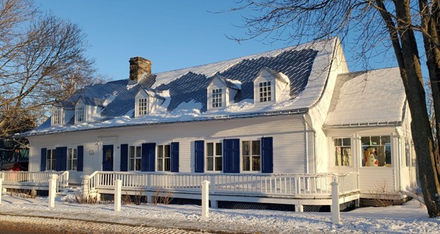 La maison Michel-Cordeau-dit-Deslauriers, lauréate du PrixThérèse-Romer 2024. La maison Michel-Cordeau-dit-Deslauriers, lauréate du PrixThérèse-Romer 2024.