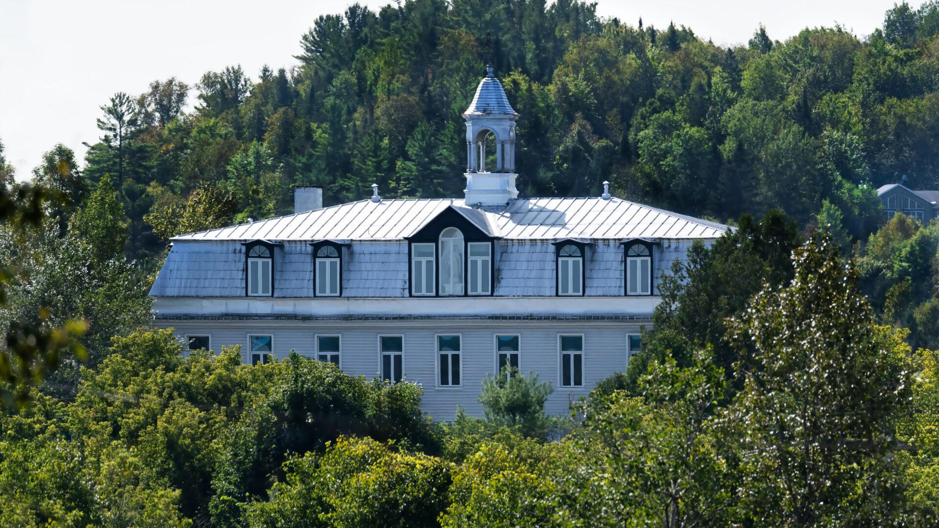 Ancien couvent des Soeurs de la Nativité-de-Marie à Labelle.