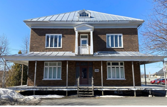 Opposition à la démolition du presbytère de Saint-Lambert-de-Lauzon