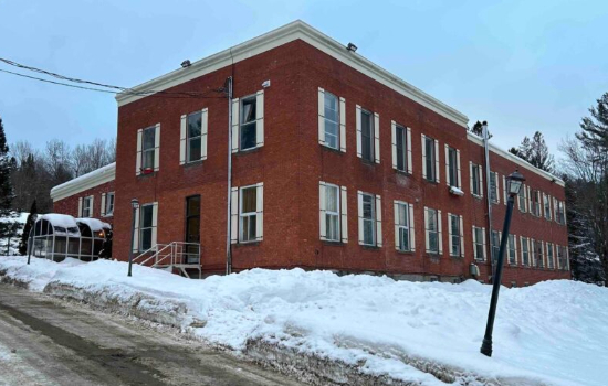 Sauvegarde du bâtiment situé au 220, rue Lesage à Sainte-Adèle