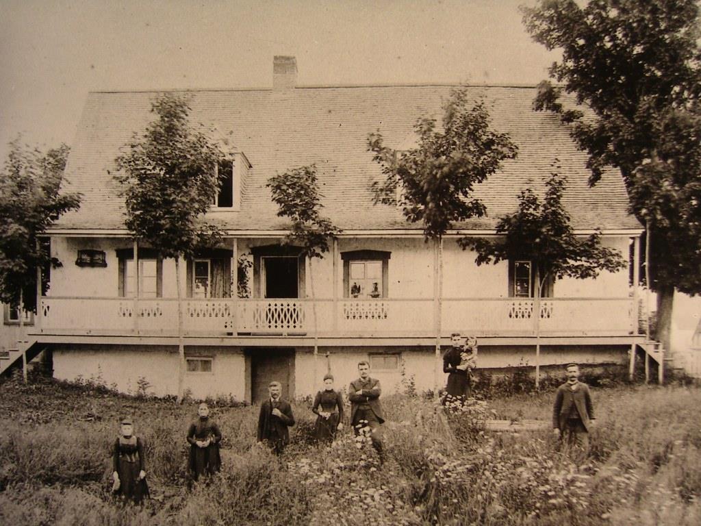 Photo d’archives de la Maison Couët: Fonds Yvonne Couët.