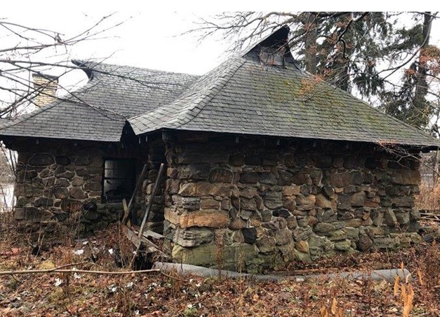 3. Le « Peach House ». Une dépendance de l’ancienne propriété R. B. Angus.