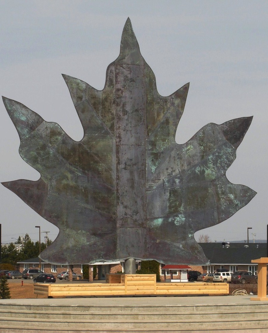 Feuille d’érable, commande de la ville Saint-Quentin au Nouveau-Brunswick pour célébrer son centième anniversaire © Guy Bel